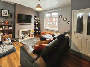 Lounge- click for photo gallery